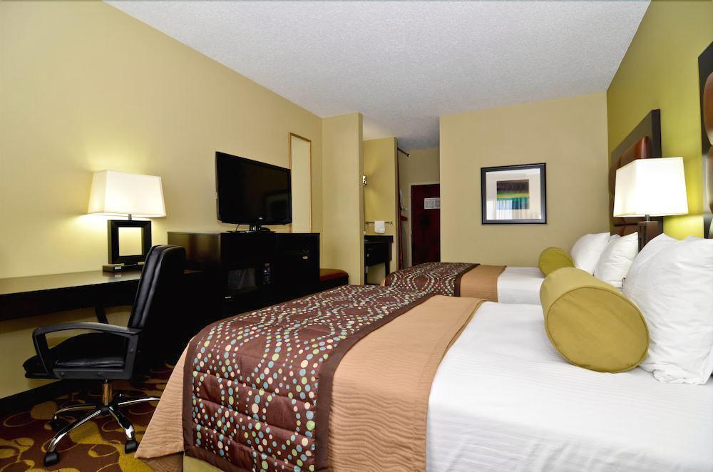Spark By Hilton Wilmington Carolina Beach Rd Exterior photo