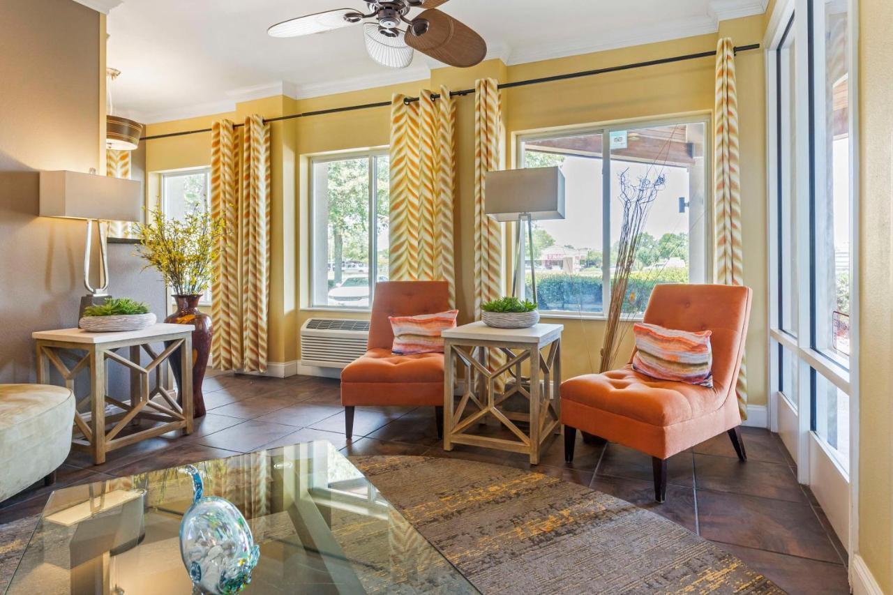 Spark By Hilton Wilmington Carolina Beach Rd Exterior photo