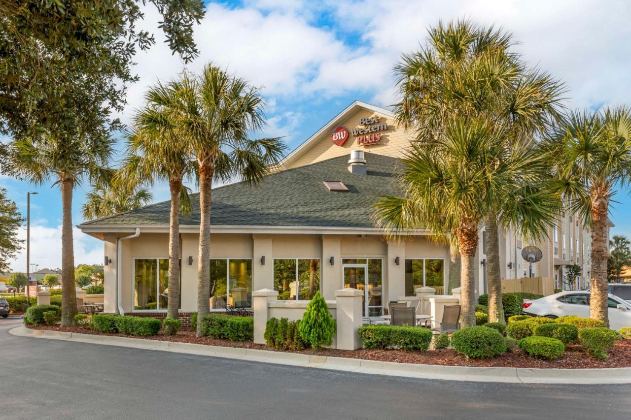 Best Western Plus Wilmington/Carolina Beach Hotel Exterior photo