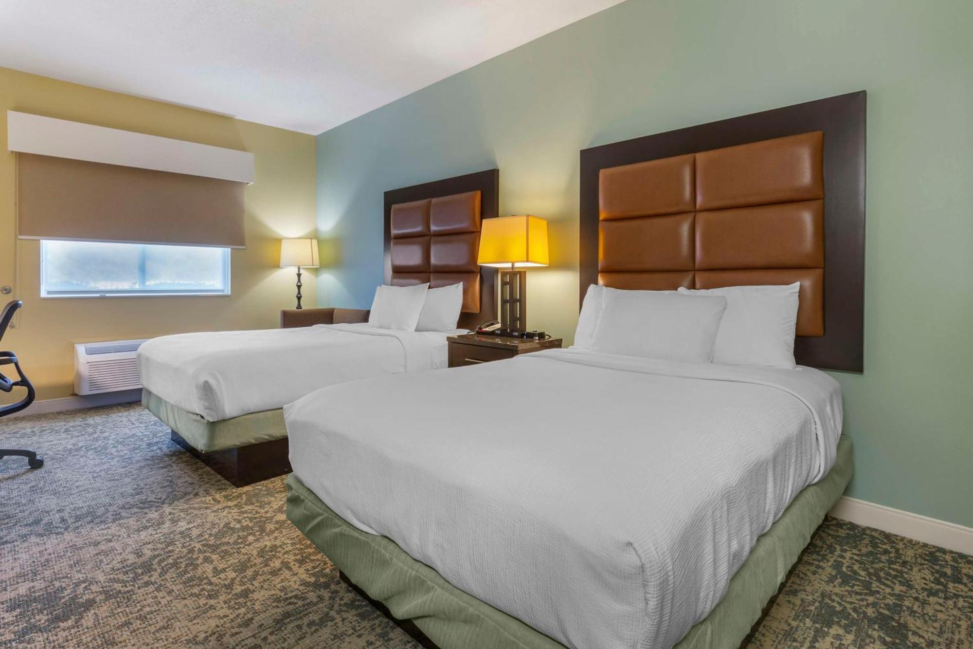 Spark By Hilton Wilmington Carolina Beach Rd Exterior photo